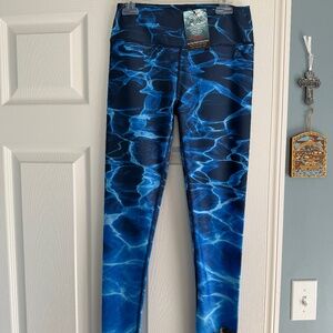 SMALL Sea Fear Blue Water Turtle Performance Leggings